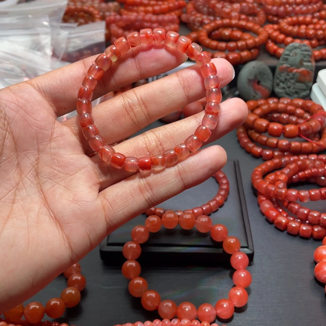 南红玛瑙手链未镶嵌