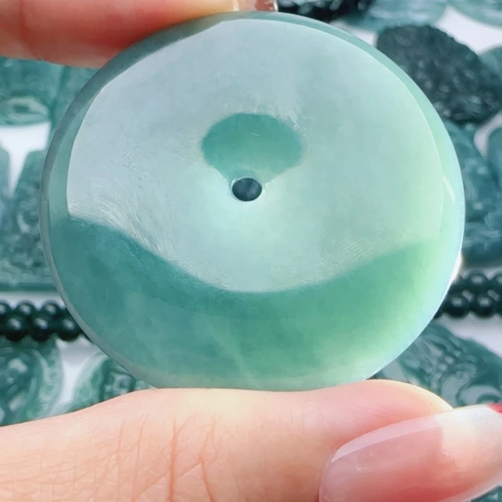 翡翠未镶嵌颈饰多样性发货天然A货翡翠