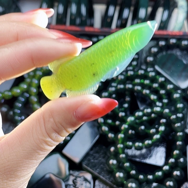 蛇纹石玉未镶嵌挂件泰山玉金龙鱼