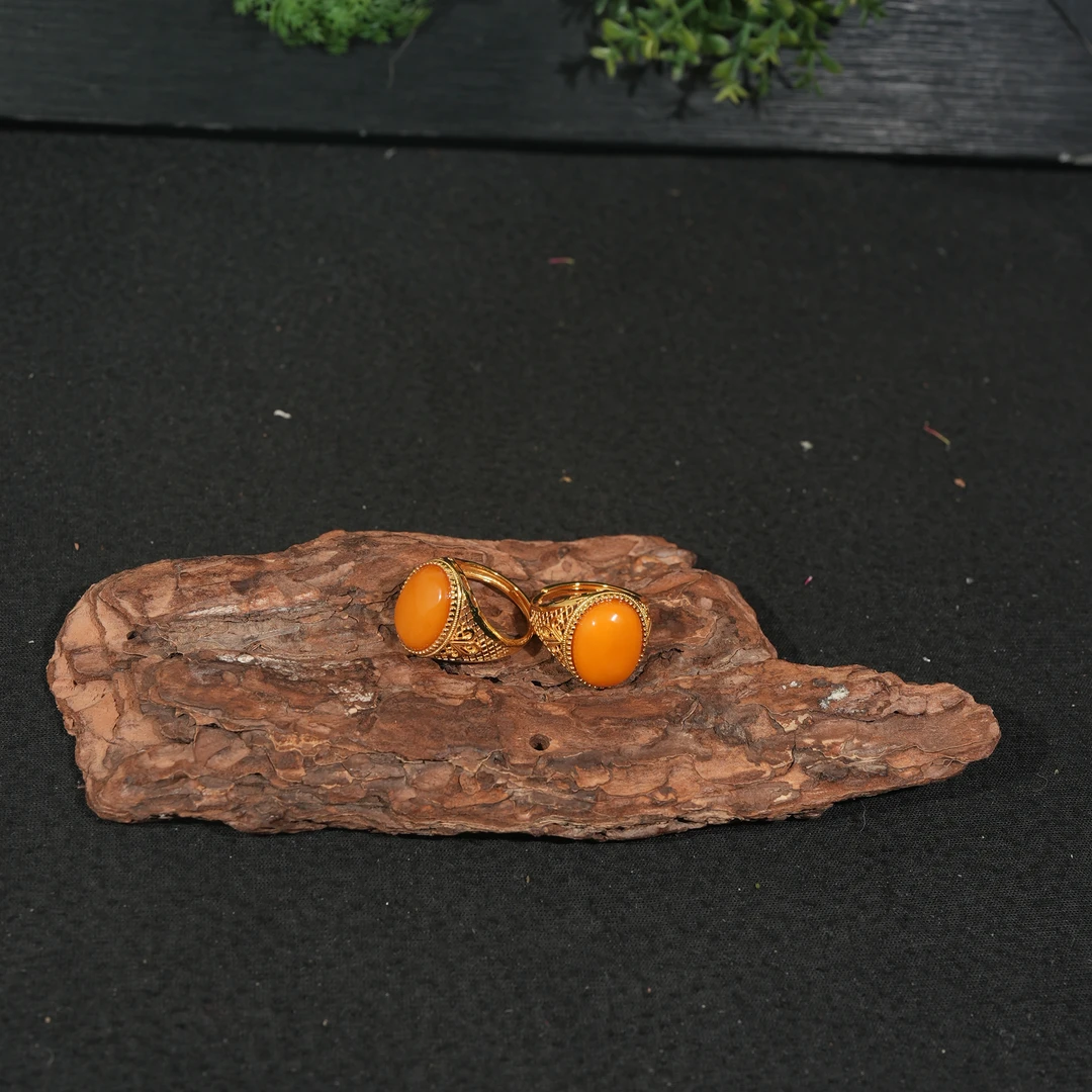 11.29香港王老板-蜜蜡戒指多样性发一9q127