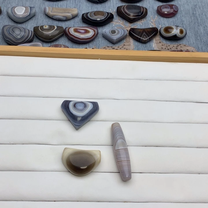 玛瑙/玉髓未镶嵌珠宝半成品