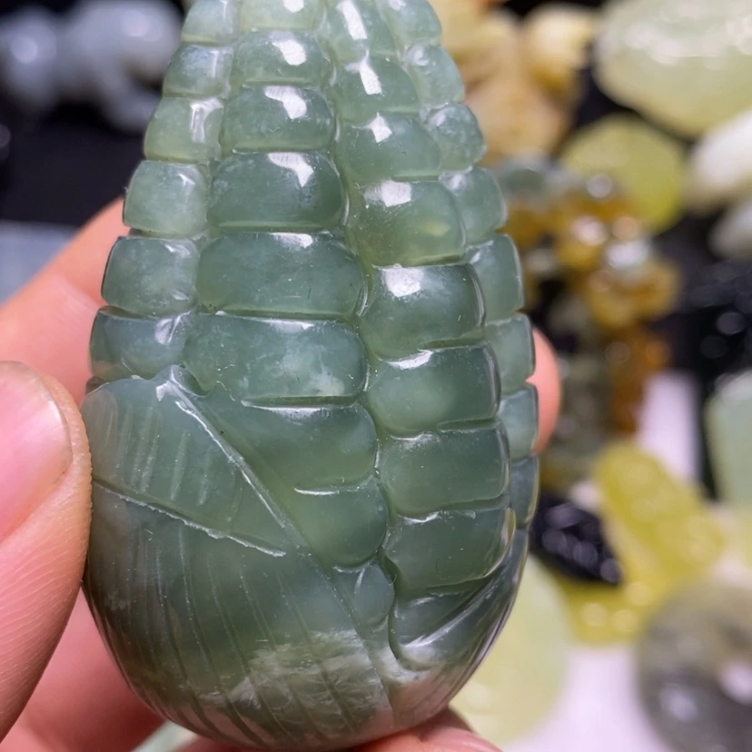 【闪购商品】蛇纹石玉颈饰未镶嵌嘟****了