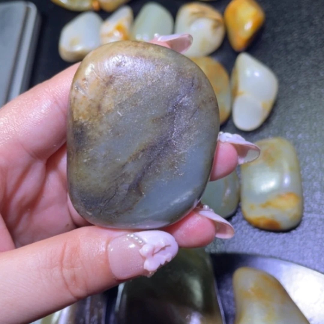 【闪购商品】颈饰未镶嵌和田玉