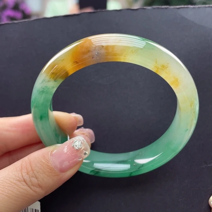 未镶嵌手镯石英质玉