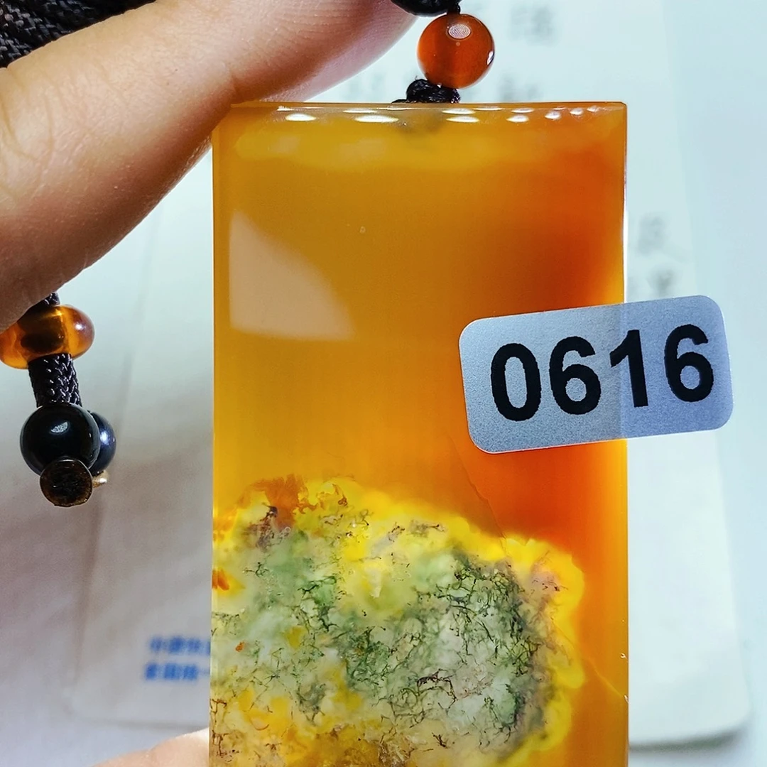 未镶嵌颈饰玛瑙/玉髓韧****了