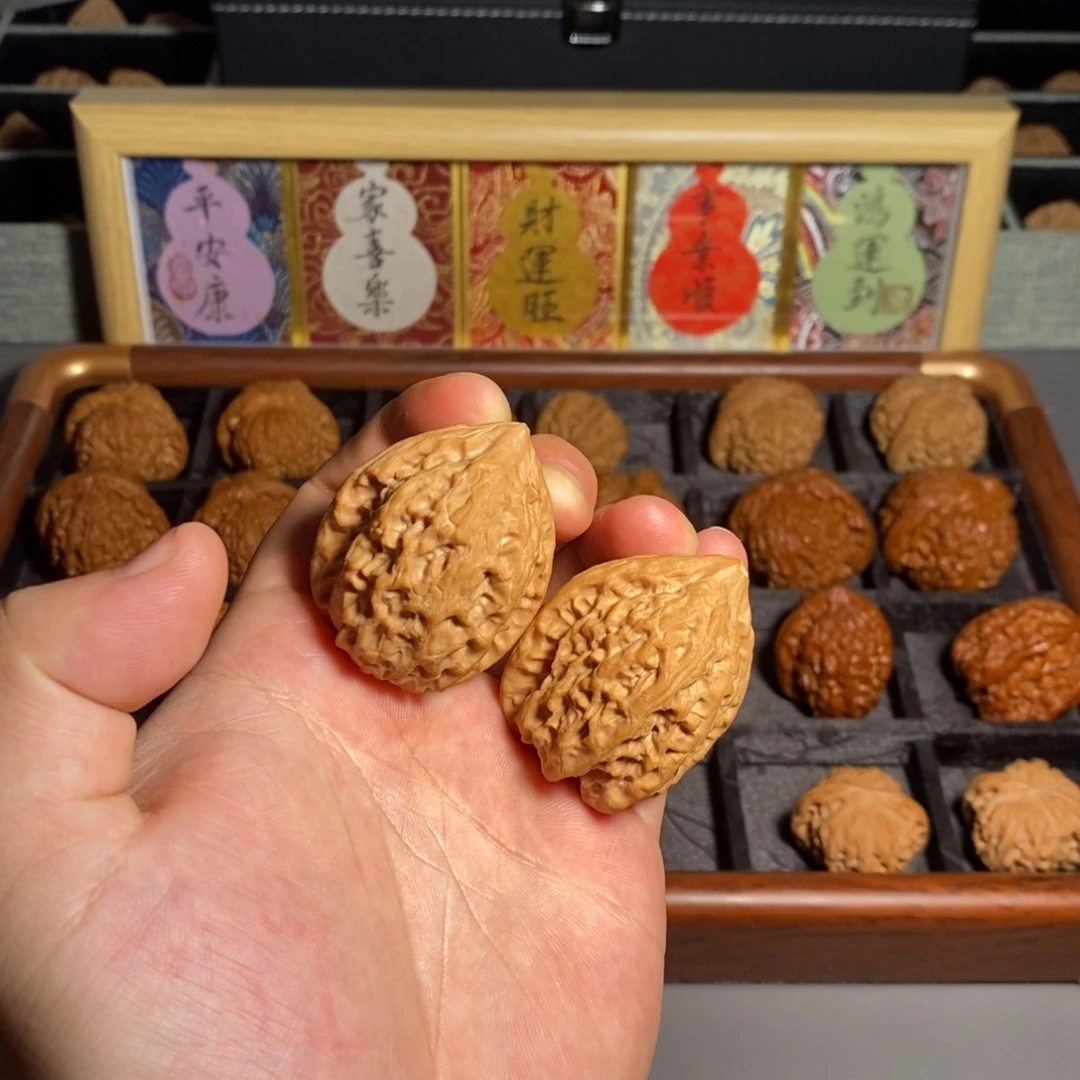 自***。吊坠文玩核桃37沈阳鸡心