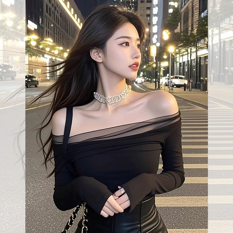 辣妹纯欲风一字领露肩短款上衣女春秋2025新款小众别致蕾丝打底衫