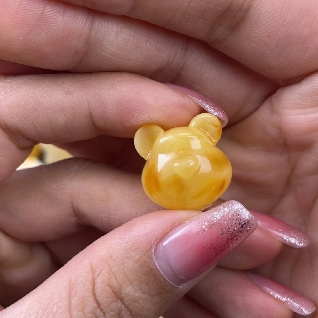 琥珀裸石未镶嵌蜜蜡