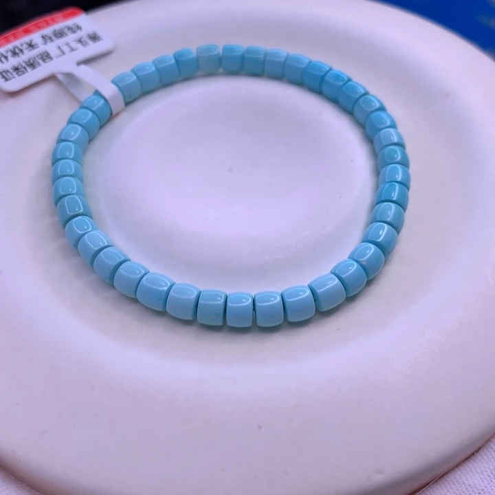 绿松石配饰未镶嵌?*