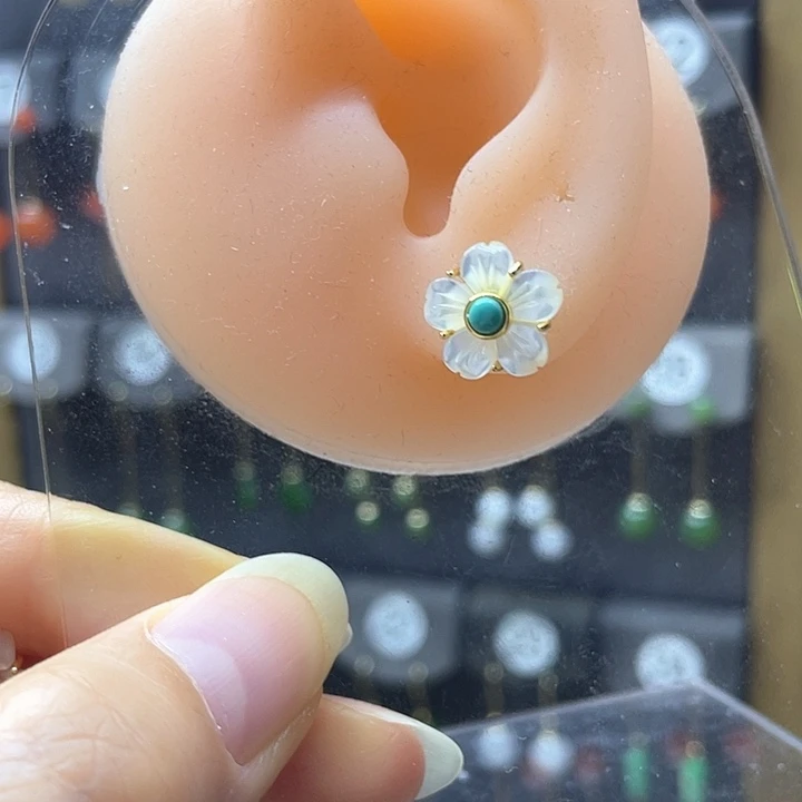 绿松石银S925镀金镶嵌耳饰