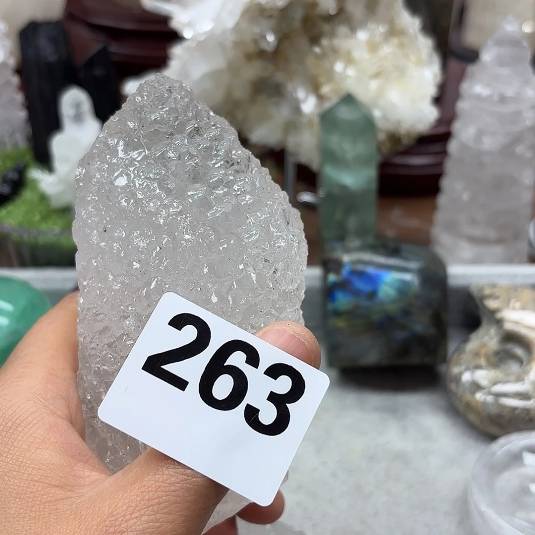 J***理水晶大型摆件（非配饰）未镶嵌