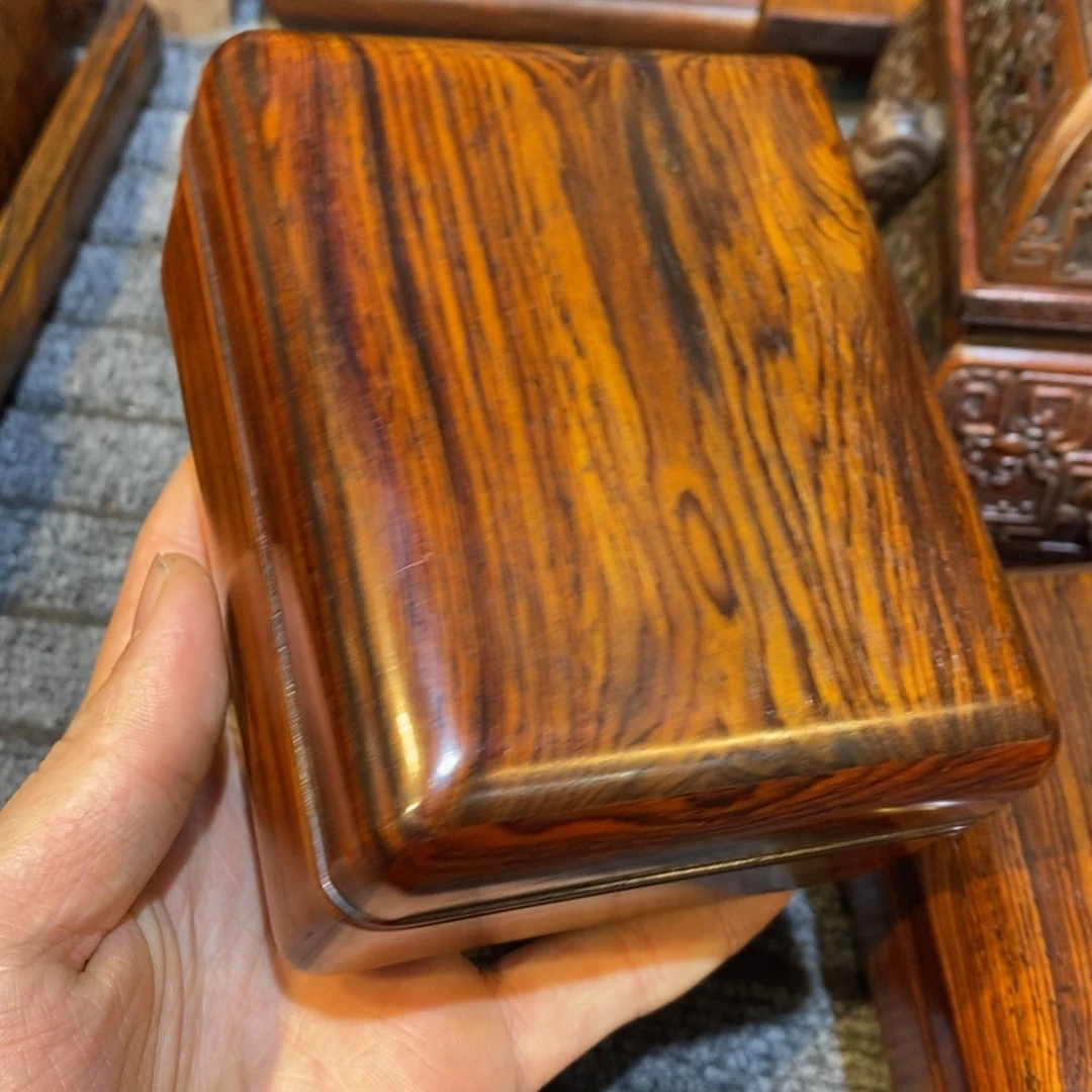 贡木日**月京城木器文房雅玩