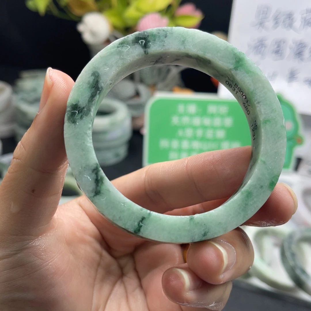 未镶嵌60-63定制翡翠