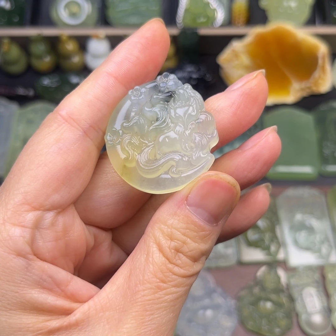 蛇纹石玉未镶嵌吊坠(赠链)