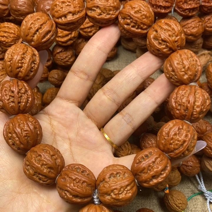 文玩核桃吊坠粗筋八棱