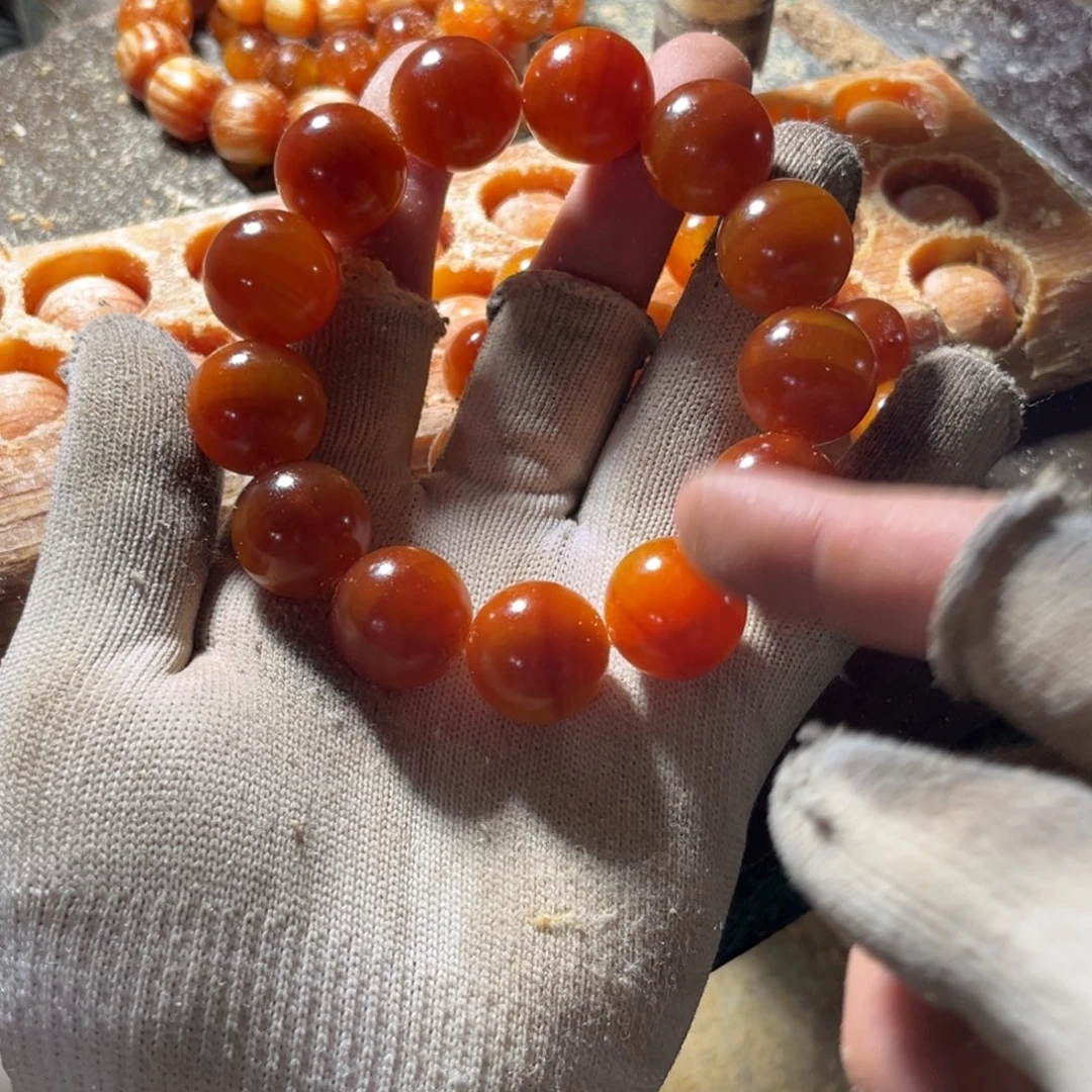 当***，手串/手链松木（琥珀木）1.9固化