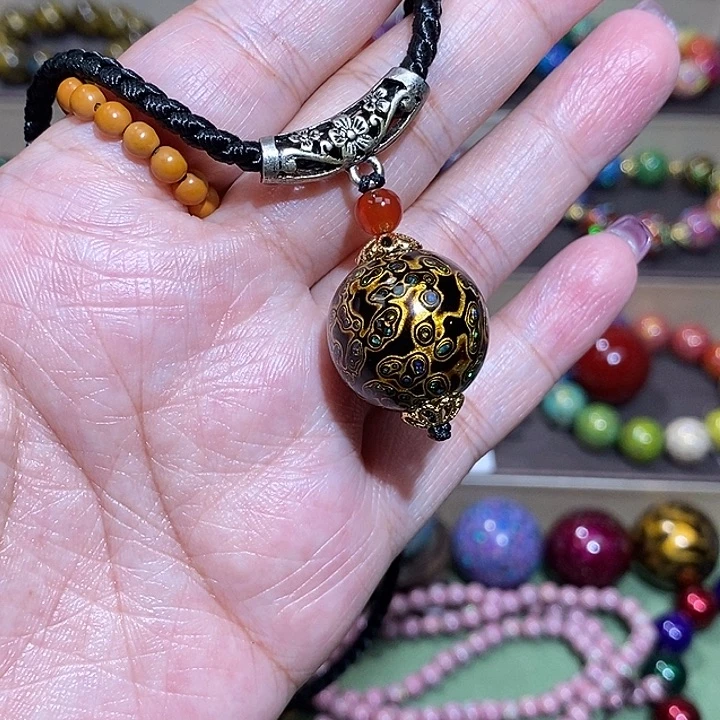 大漆珠2.0黑金欧款脖挂