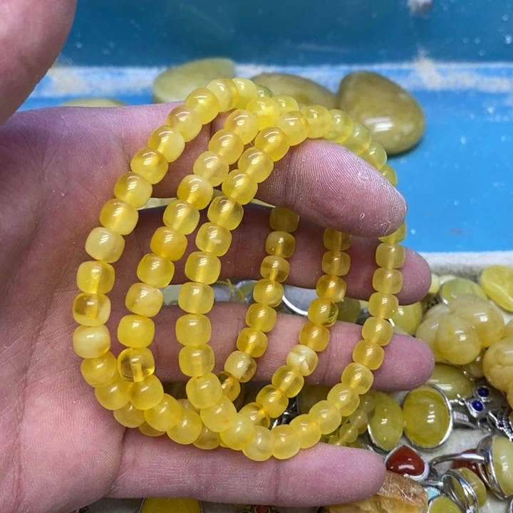 蜜蜡裸石未镶嵌多样性发货其一