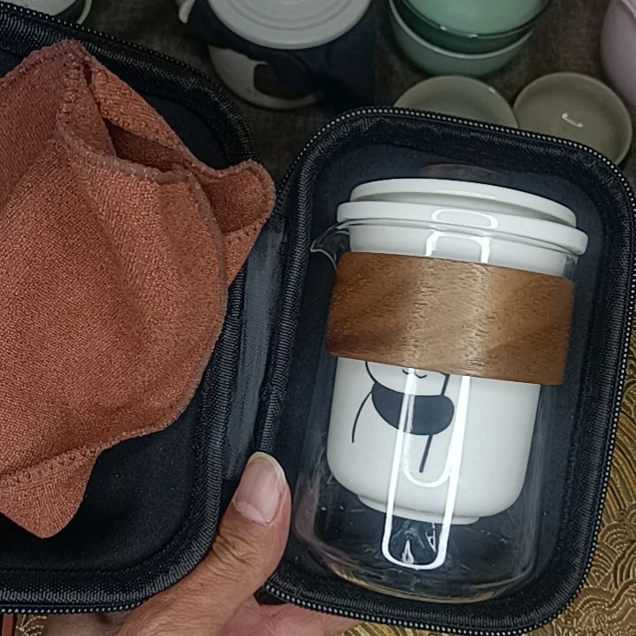 旅行茶具。。。。。。。。。。