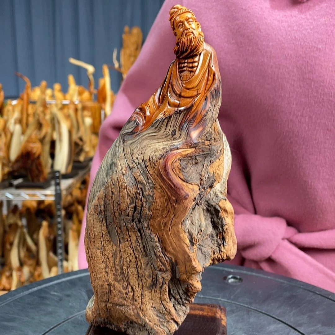 柏木（崖柏）随型艺术根雕