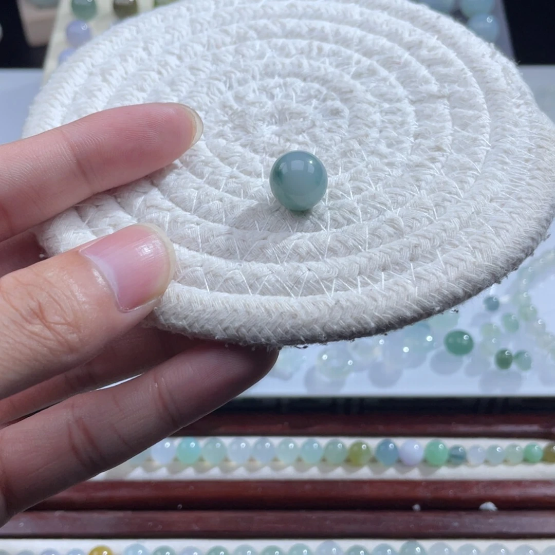 散珠翡翠卡12 单颗 细腻飘花