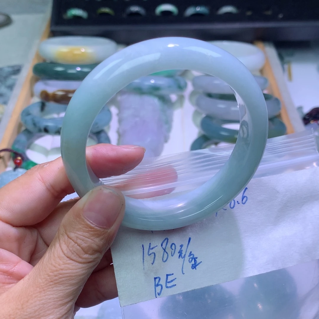 定制翡翠未镶嵌手镯58..8