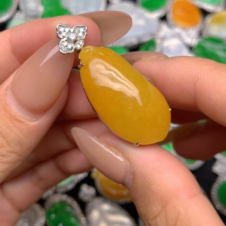翡翠18K金镶嵌吊坠(不含链)