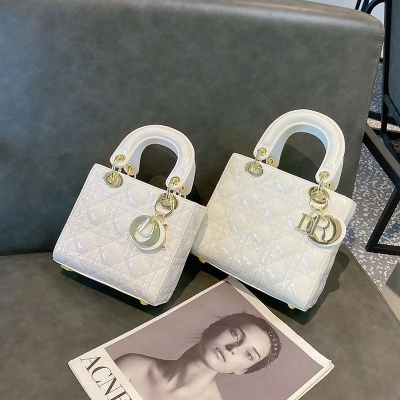 香港真皮女包2026新款漆皮戴妃包今年流行高级感手提包单肩斜挎包