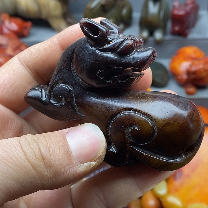 未镶嵌蛇纹石玉颈饰