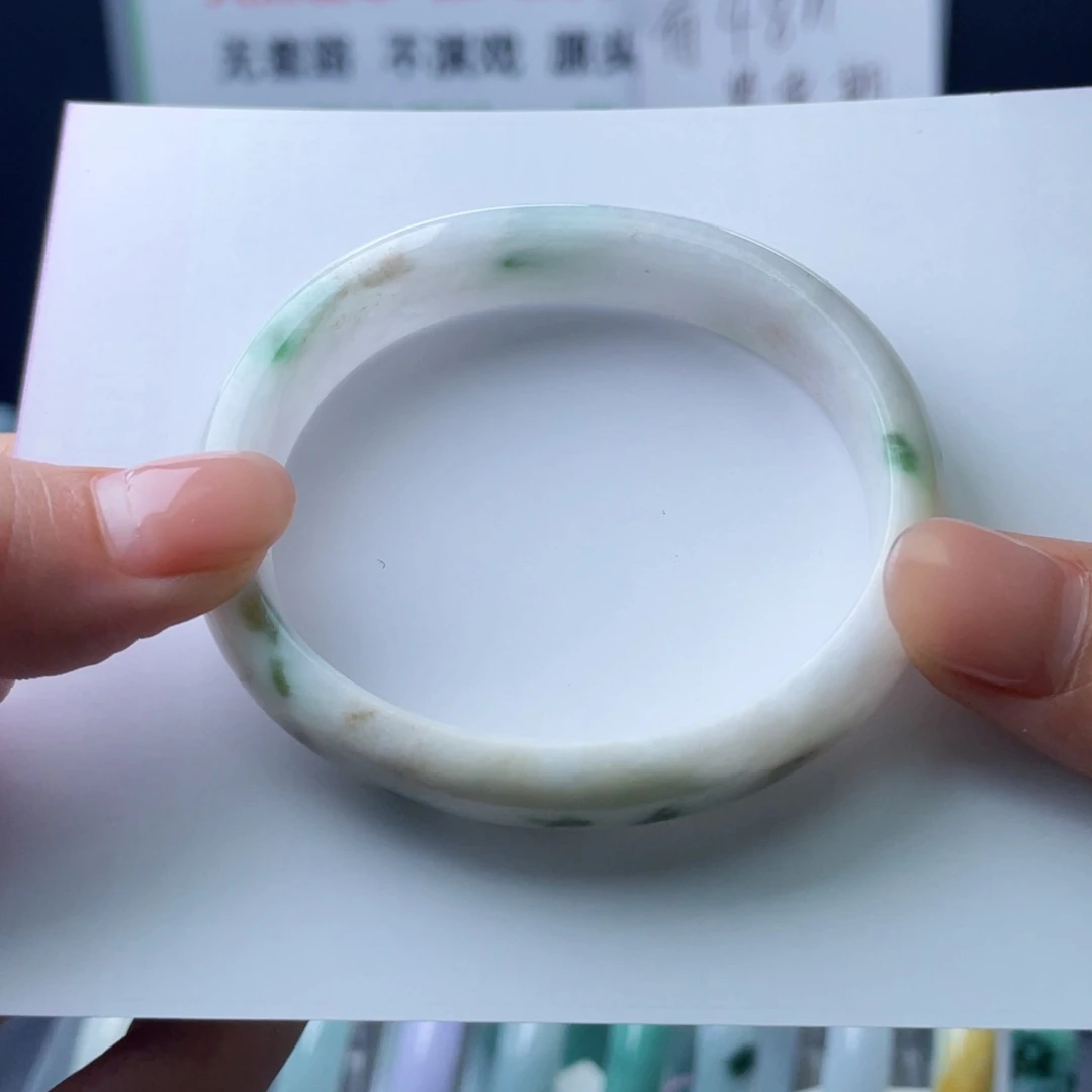 翡翠未镶嵌手镯52