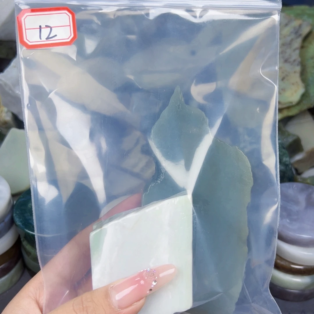 和田玉和田玉边角料未镶嵌