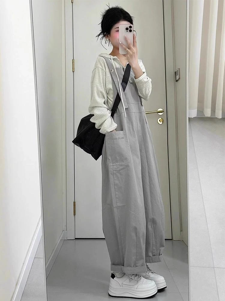 韩系学院风小众设计感穿搭一整套连帽卫衣工装背带裤减龄小个子潮