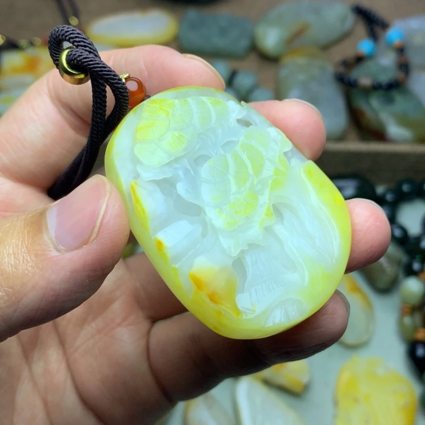 【闪购商品】颈饰未镶嵌和田玉