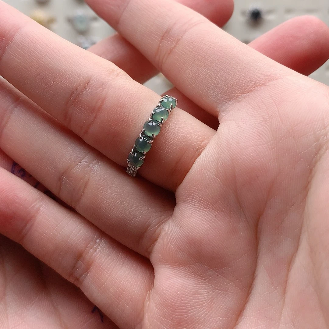 翡翠戒指银S925镶嵌大*子0203