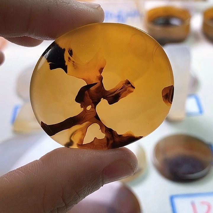 玛瑙/玉髓未镶嵌珠宝半成品