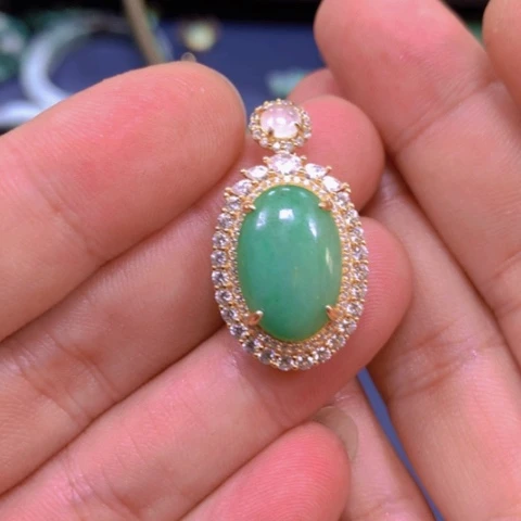 【闪购商品】翡翠颈饰未镶嵌翡翠