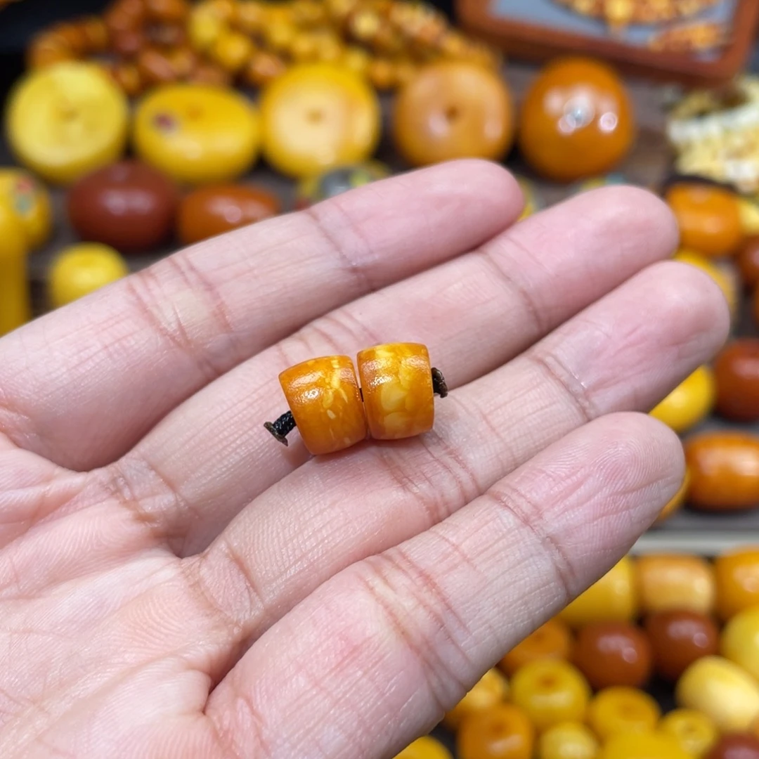 凤***翔蜜蜡未镶嵌裸石直径10