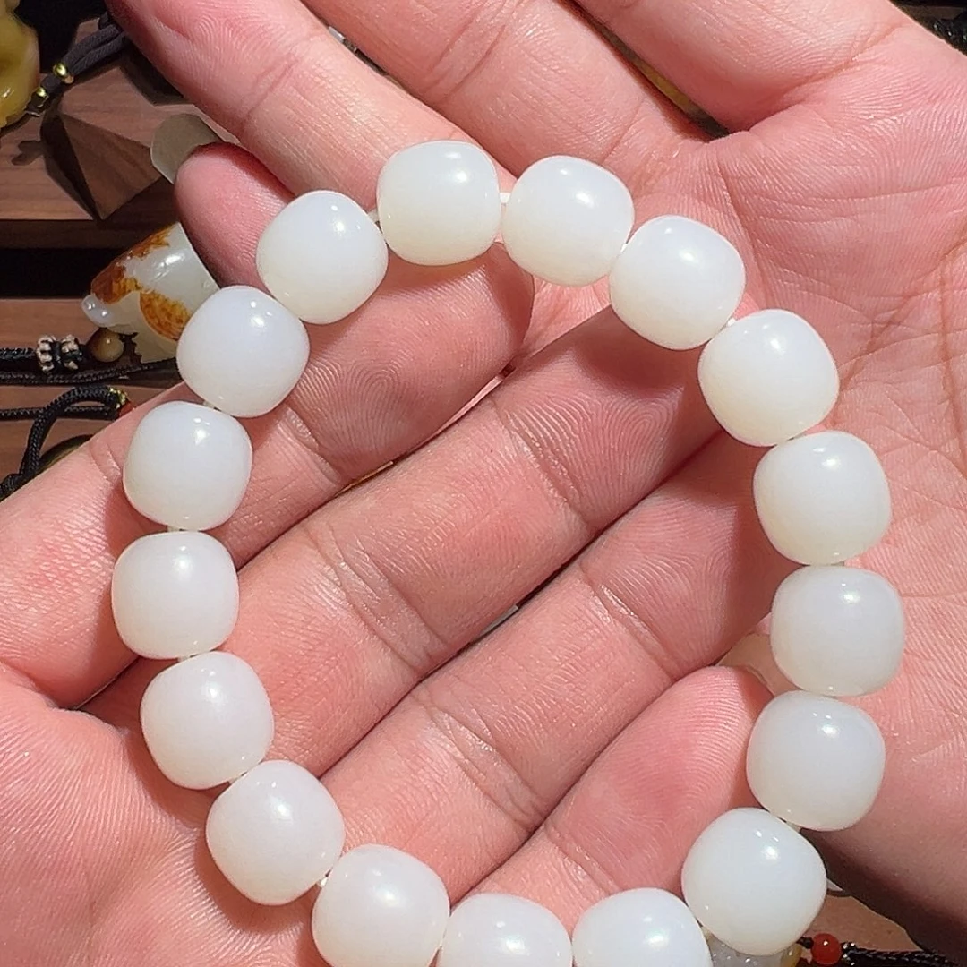 和田玉未镶嵌手串