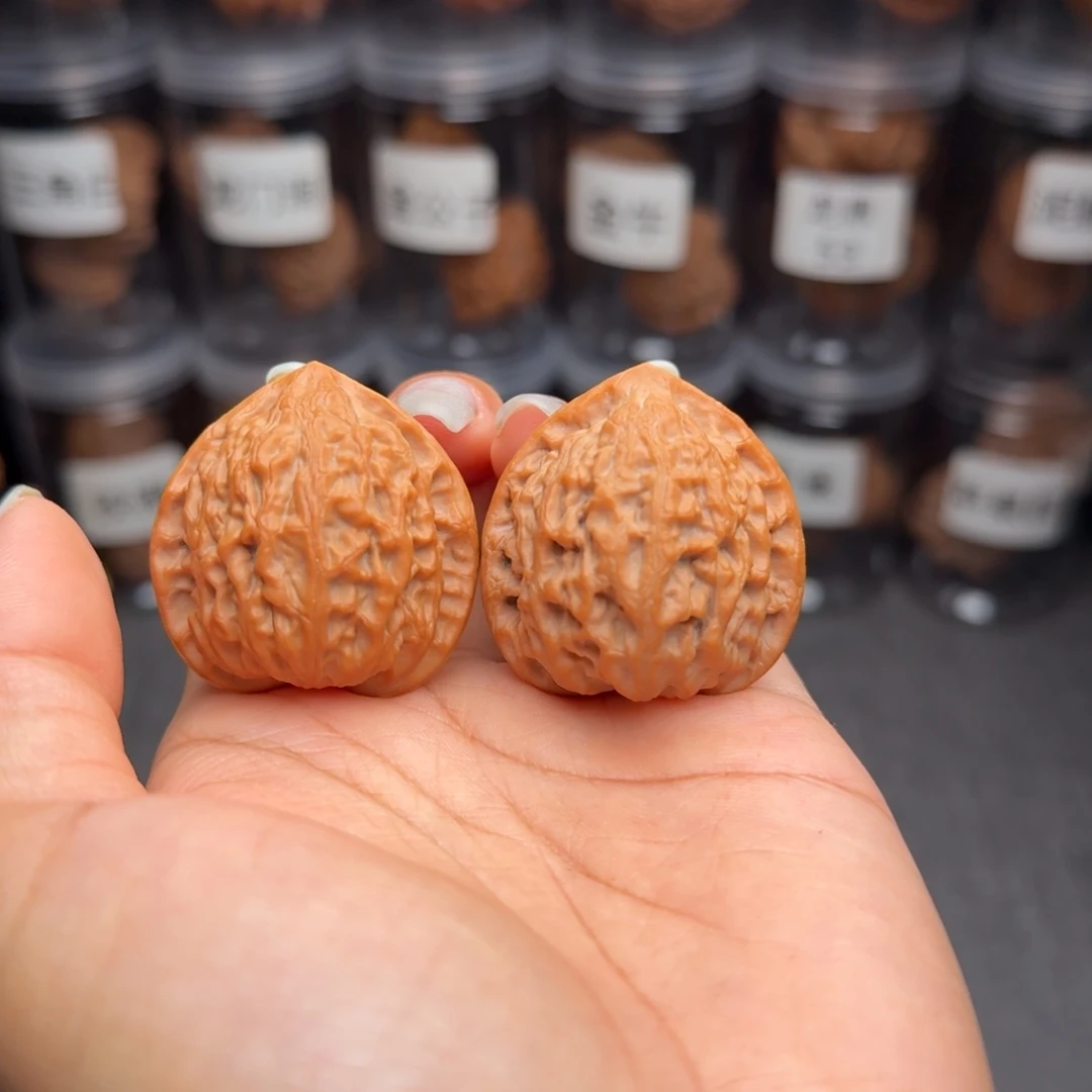 用***9把件文玩核桃小金牛