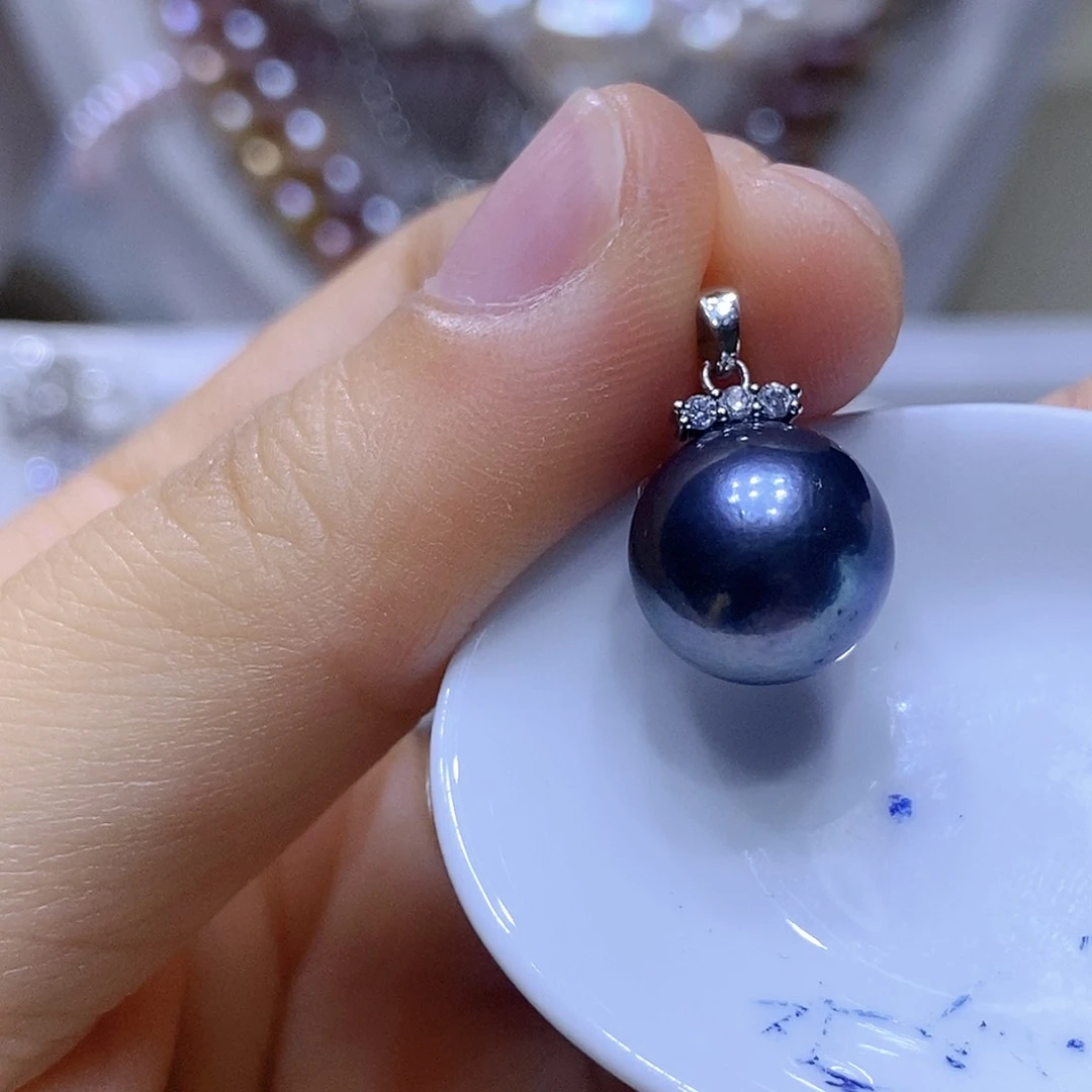 未镶嵌淡水珍珠吊坠或耳钉