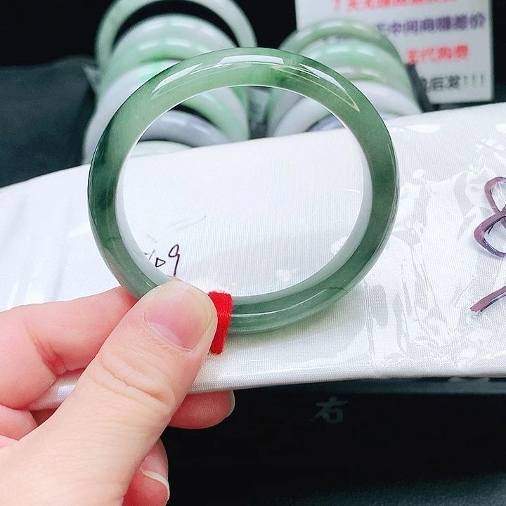 翡翠未镶嵌手镯139