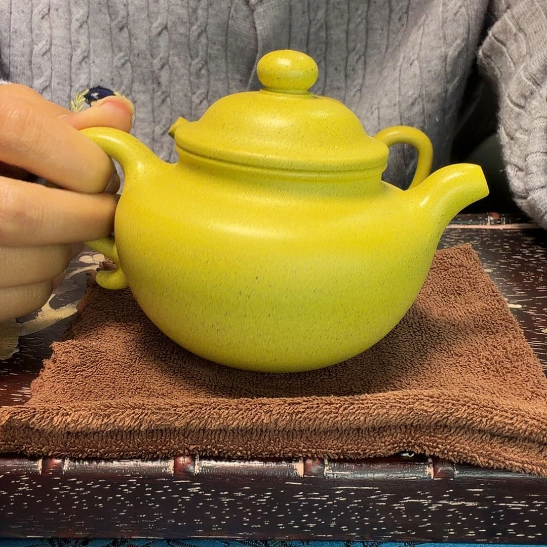 甄选宜兴本土紫砂壶