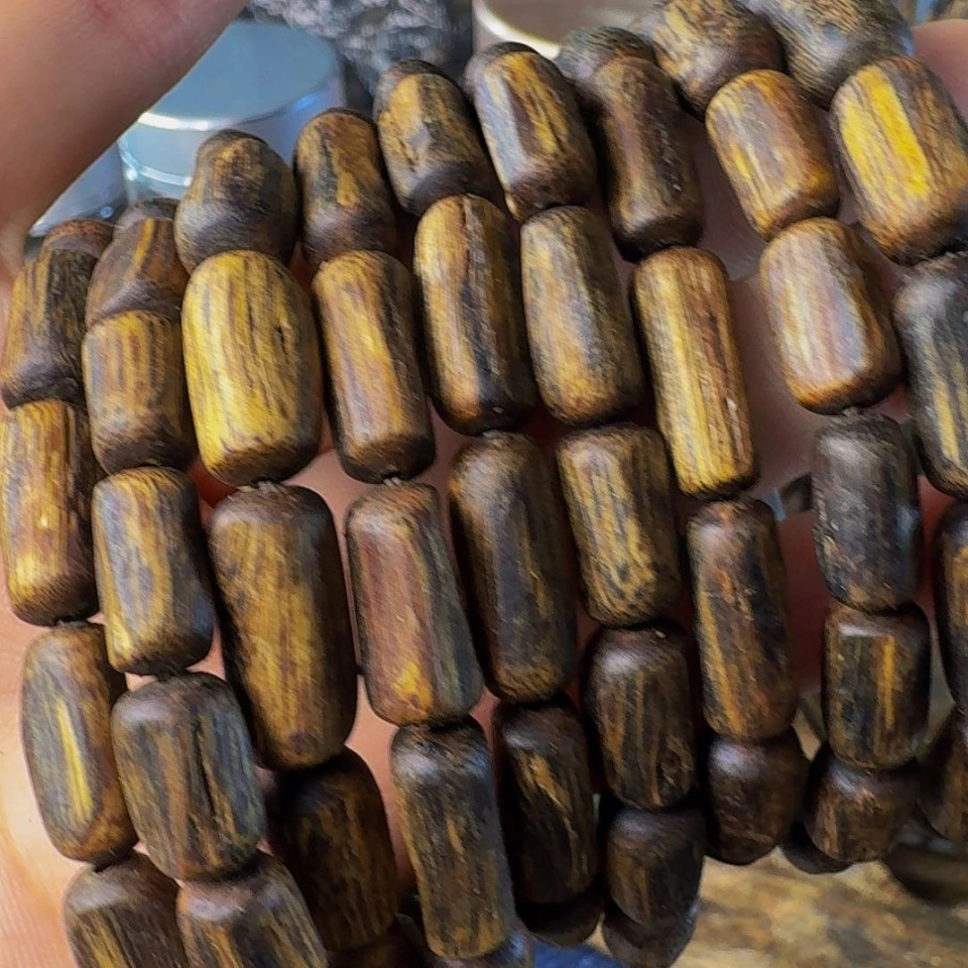 沉香碎屑沉香沉水浮树心油多样性发一