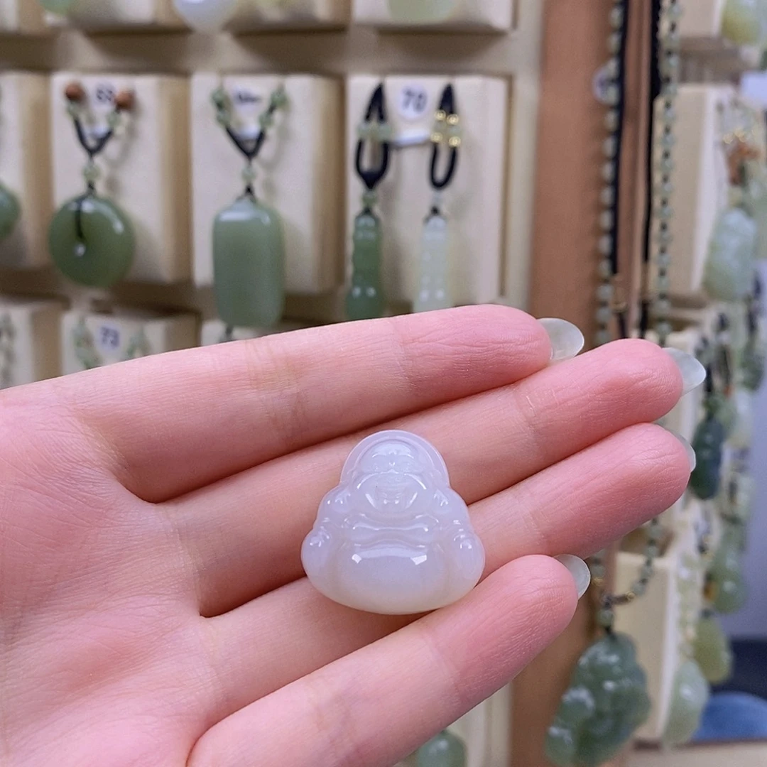 ****了颈饰未镶嵌和田玉