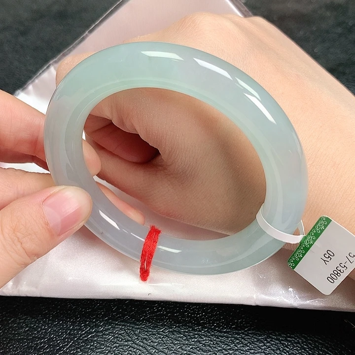 【闪购商品】翡翠手镯未镶嵌5758圈