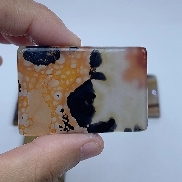 玛瑙/玉髓未镶嵌珠宝半成品