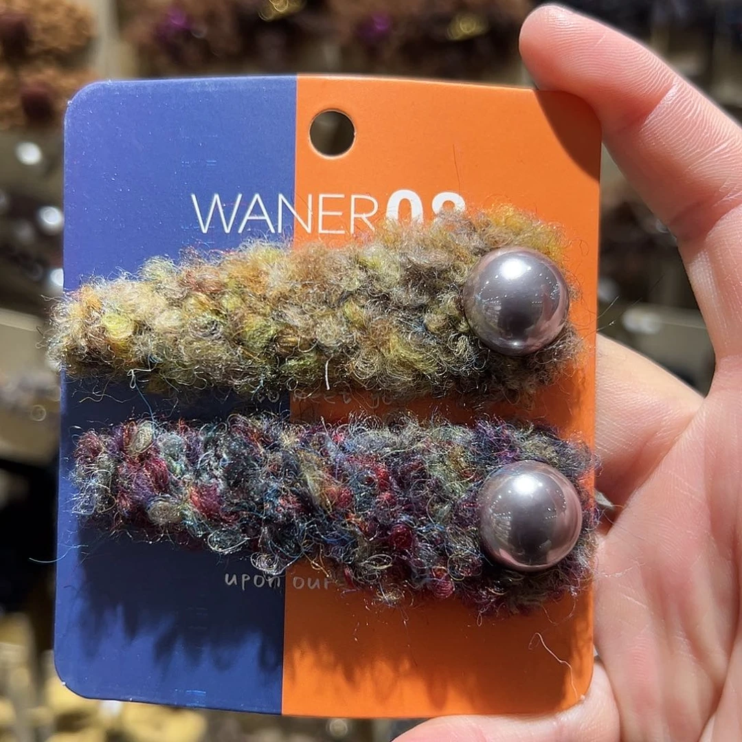 布艺非金属毛球拜拜夹