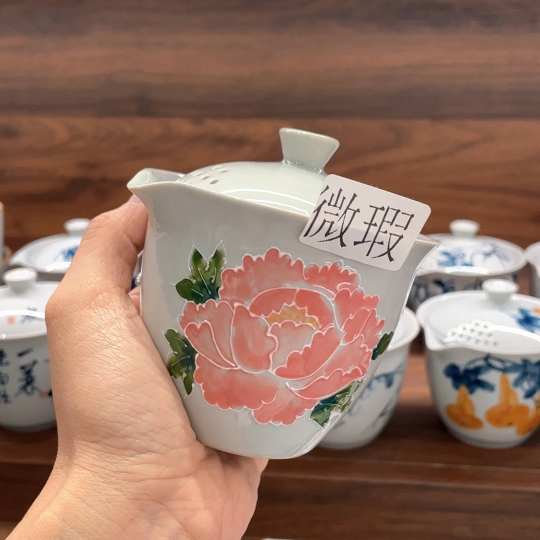 釉下手绘茶具微瑕