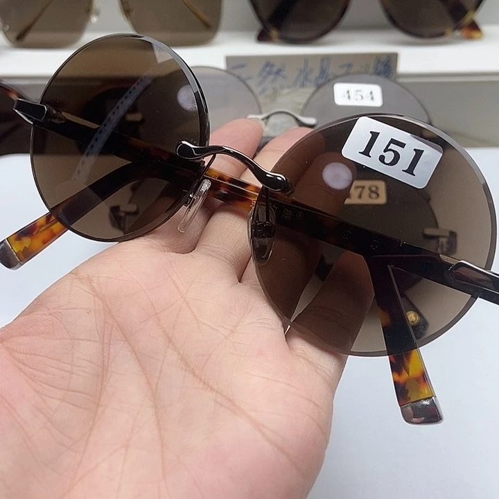 无框款复古风格复古