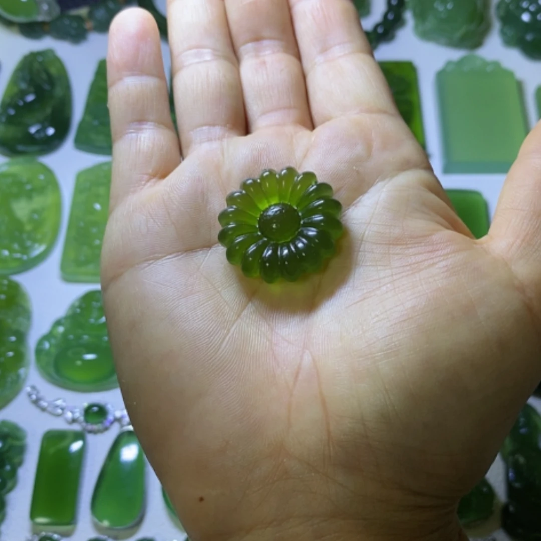 【闪购商品】未镶嵌蛇纹石玉颈饰
